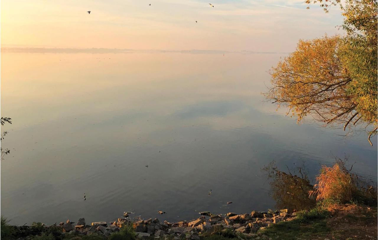 Stunning Home In Lembruch-Duemmer See With Wifi Extérieur photo